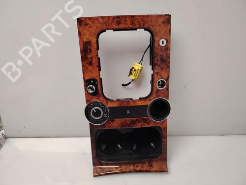 Midtkonsoll Midtkonsoll VW TOUAREG (7LA, 7L6, 7L7) 2.5 R5 TDI (174 hp) 34225328 34225328