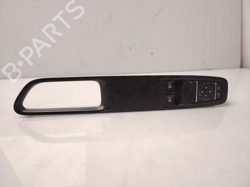 left-front-window-switch-renault-clio-iv-bh_-2012-2013-2014-2015-2016-2017-2018-2019-2020-2021-31968522 main image