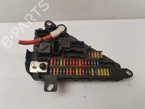 Used Fuse box BMW 5 (E60) 530 d (231 hp) 30946293
