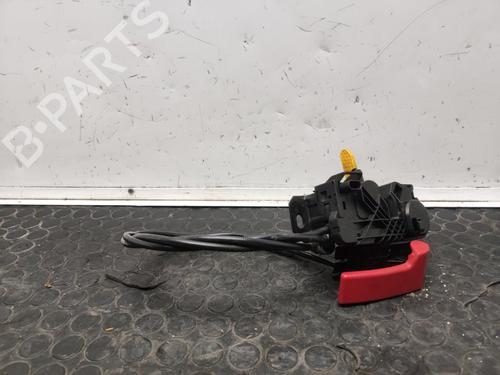 Fechadura do capot MERCEDES-BENZ A-CLASS (W176) A 250 (176.044) (211 hp) 17625115