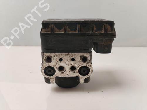 Used ABS pump TOYOTA RAV 4 II (_A2_) 2.0 4WD (ACA21, ACA20) (150 hp) 30946555