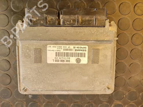 Calculateur moteur (ecu) VW POLO IV (9N_, 9A_) 1.2 12V (64 hp) 17500683