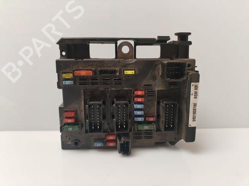 Used Fuse box PEUGEOT 807 (EB_) [2002-2025]  30945584
