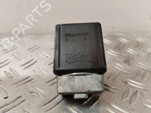 Used Electronic module RENAULT GRAND SCÉNIC II (JM0/1_) 2.0 dCi (JM1K) (150 hp) 30943024