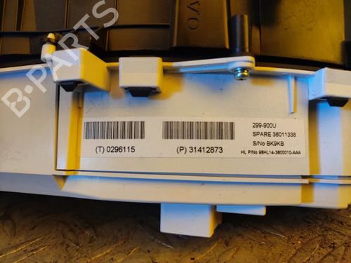 Instrument cluster VOLVO V40 Hatchback (525) D4 | BP17499559C47 