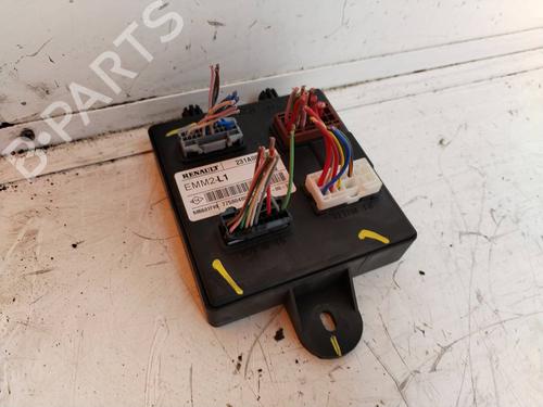 Elektronisk modul RENAULT RAPID Box Body/MPV (F40_, G40_) [1985-2001]  17505299