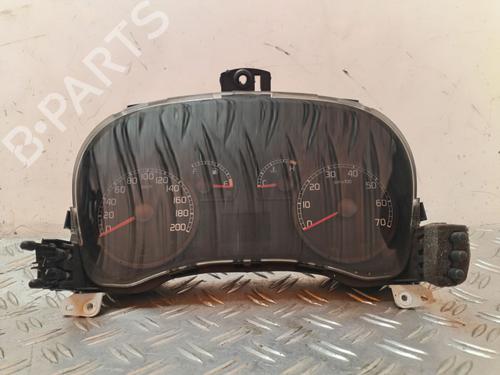 Used Instrument cluster FIAT DOBLO MPV (119_, 223_) [2001-2025]  30943355