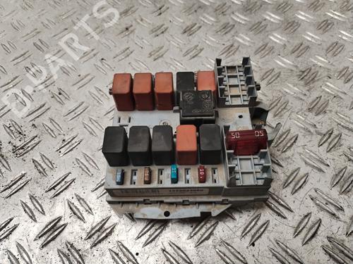 Used Fuse box FIAT DUCATO Bus (244_) 2.3 JTD (110 hp) 30944736