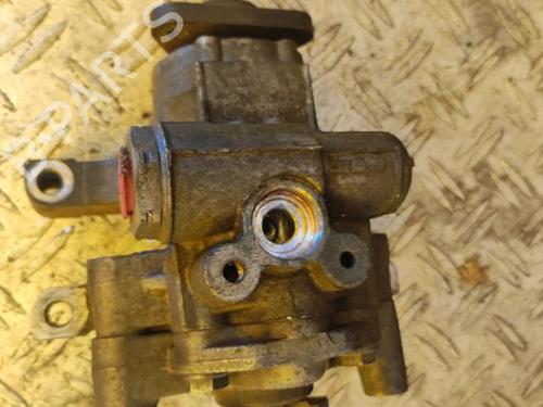 Used Steering pump FORD TRANSIT Van (FA_ _) [2006-2014]  17509623