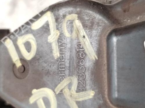 Used Right front brake caliper RENAULT SCÉNIC III (JZ0/1_) [2008-2016]  23849056