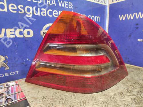 Used Right taillight MERCEDES-BENZ C-CLASS (W203) C 200 CDI (203.004) (116 hp) 17500511