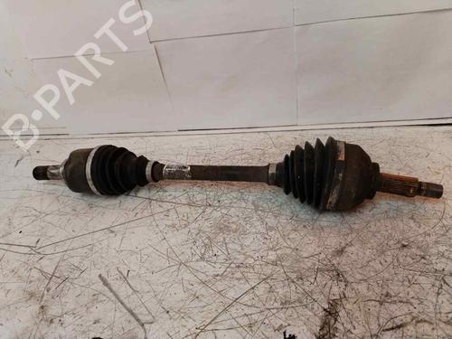 Used Left front driveshaft OPEL VIVARO A Van (X83) [2001-2015]  18329175
