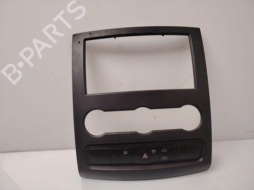 Used Warning switch Warning switch MERCEDES-BENZ SPRINTER 3,5-t Van (B906) 313 CDI (906.631, 906.633, 906.635, 906.637) (129 hp) 33605255 33605255