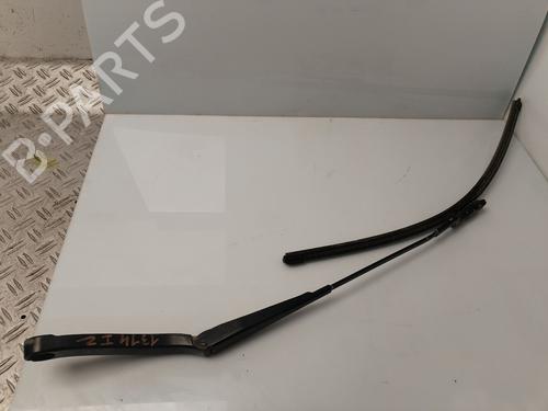 Used Front windshield wiper arm Front windshield wiper arm 37033298 37033298