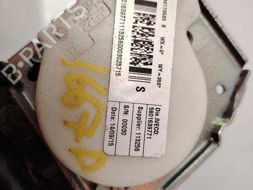 front-right-seatbelt-mercedes-benz-vito-van-w447-2014-34120409 main image