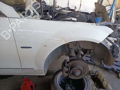 Used Right front fenders MERCEDES-BENZ C-CLASS (W204) [2007-2015]  25990310