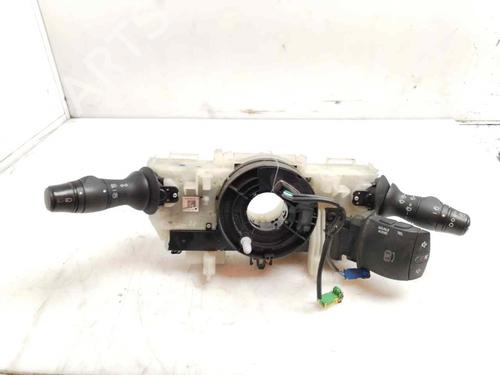 Used Switch RENAULT MEGANE III Hatchback (BZ0/1_, B3_) 1.5 dCi (BZ09, BZ0D, BZ1W, BZ29, BZ14) (110 hp) 23849507