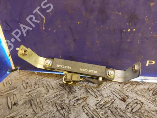 Used Antenna/Base HYUNDAI ix35 (LM, EL, ELH) 2.0 (163 hp) 17509051