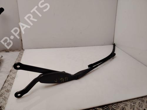 Used Front windshield wiper arm MERCEDES-BENZ C-CLASS T-Model (S205) [2014-2023]  32156945