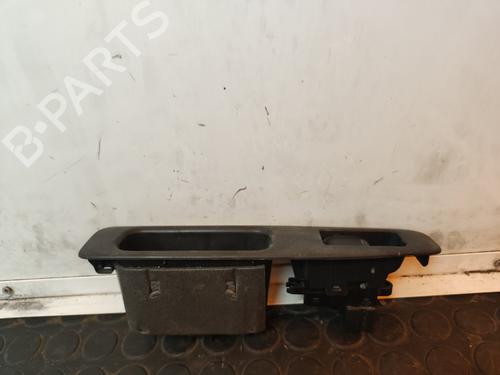 Used Left rear window switch NISSAN QASHQAI I (J10, NJ10) [2006-2015]  17502068