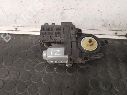 Used Left front window motor Left front window motor 17503946 17503946