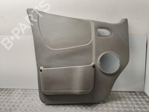 Używane Tapicerka drzwi przednich lewych NISSAN PRIMASTAR Van (X83) 2.0 dCi 90 (90 hp) 30946593