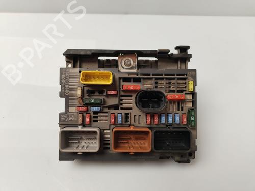 Used Fuse box PEUGEOT PARTNER Box Body/MPV [2008-2025]  30945773