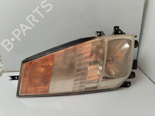 Used Right headlight NISSAN CABSTAR (F24M, F24W) 35.13 DCI, 45.13 DCI 2.5 (F24M) (131 hp) 30945989