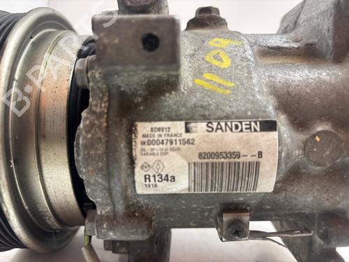 Used AC compressor RENAULT KANGOO / GRAND KANGOO II (KW0/1_) [2008-2025]  24112826