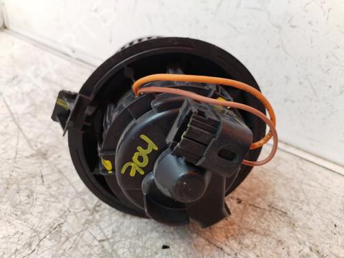 Heater blower motor DACIA SANDERO II | BP18467293M62 - Image 3