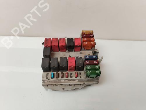 Used Fuse box PEUGEOT BOXER Van (244) 2.8 HDi (128 hp) 30946868