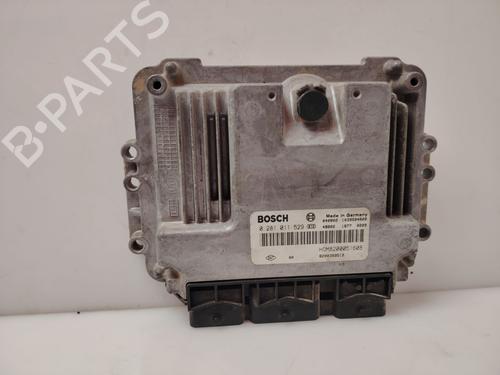 Used Engine control unit (ECU) Engine control unit (ECU) RENAULT TRAFIC II Bus (JL) 1.9 dCI 80 (JL0B) (82 hp) 33006354 33006354