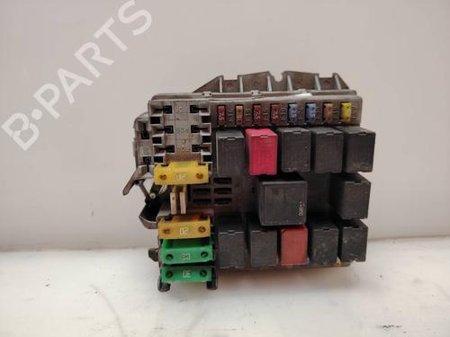 Used Fuse box Fuse box 38968426 38968426