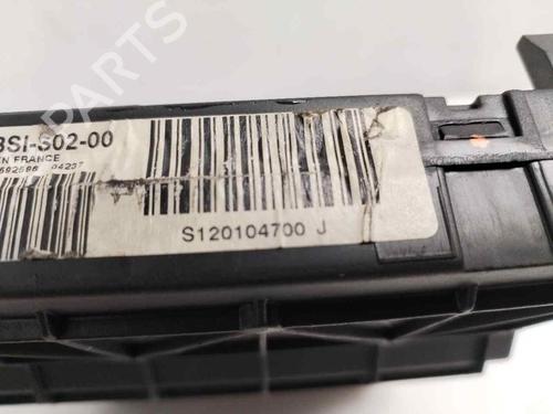Fuse box PEUGEOT 407 SW (6E_, 6D_) 2.0 | BP22923475E1