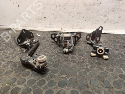 Used Hinge/Door check strap MERCEDES-BENZ SPRINTER 3,5-t Van (B906) 313 CDI (906.631, 906.633, 906.635, 906.637) (129 hp) 17503077