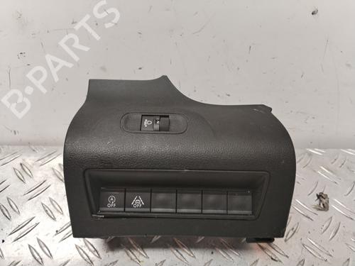 Forlygtekontakt PEUGEOT RIFTER [2018-2025]  30943000