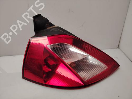 Feu arrière gauche RENAULT MEGANE II (BM0/1_, CM0/1_) [2001-2012]  31370411