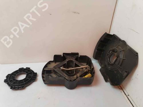 BP19022496O1 main image