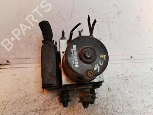 Used ABS pump VW GOLF PLUS V (5M1, 521) [2004-2013]  17573104