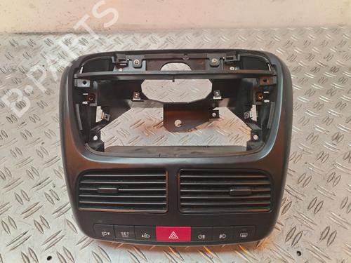 Used Warning switch FIAT DOBLO Cargo (263_) [2010-2025]  30943297