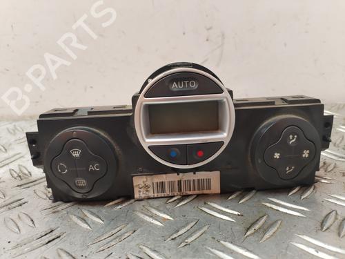 Used Climate control RENAULT MEGANE II (BM0/1_, CM0/1_) 1.9 dCi (131 hp) 25608540