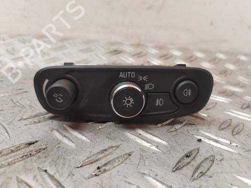 Used Headlight switch OPEL INSIGNIA B Sports Tourer (Z18) [2017-2025]  30945369