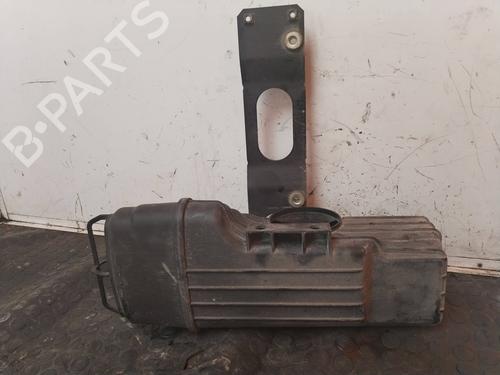 Used Air filter box MITSUBISHI CANTER Platform/Chassis (FB_, FE_, FG_) [2001-2026]  17504785