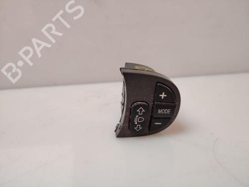 Used Headlight switch Headlight switch IVECO DAILY IV Van 70C17V, 70C17 V/P (170 hp) 33272235 33272235