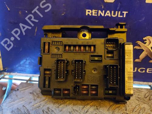 Used Fuse box CITROËN C5 II (RC_) [2004-2008]  17499805