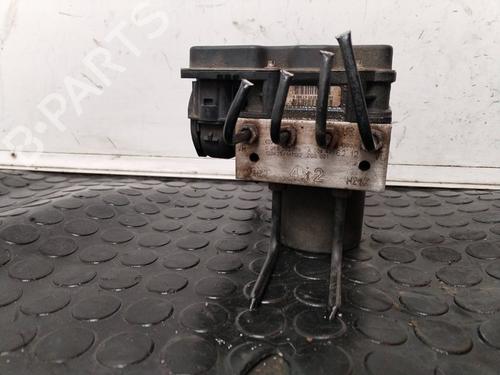 Used ABS pump MERCEDES-BENZ VITO / MIXTO Van (W639) 116 CDI (639.601, 639.603, 639.605) (163 hp) 17572777