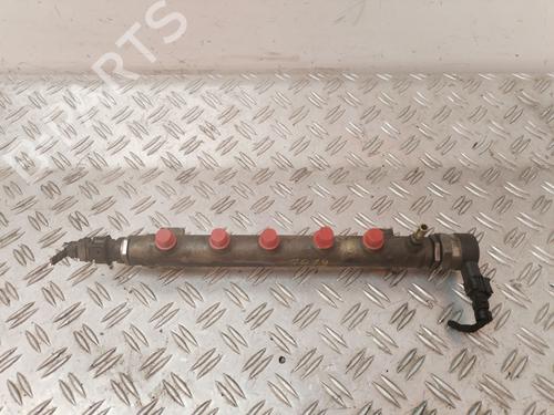 Used Injection rail KIA SPORTAGE II (JE_, KM_) 2.0 CRDi 4WD (140 hp) 25863105