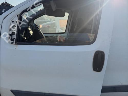 Used Left front door Left front door 39203651 39203651