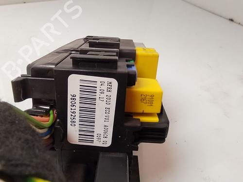 Fuse box CITROËN C4 Grand Picasso II (DA_, DE_) | BP30966984E1