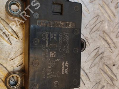 Used Electronic module HYUNDAI ix35 (LM, EL, ELH) 2.0 (163 hp) 17500085